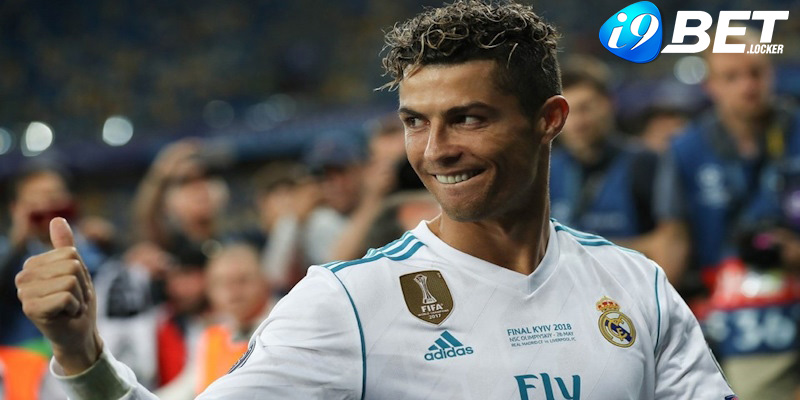 Kỷ lục ghi bàn 48 trận liên tiếp được thiết lập khi Ronaldo đạt độ chín Kỷ lục ghi bàn 48 trận liên tiếp được thiết lập khi Ronaldo đạt độ chín
